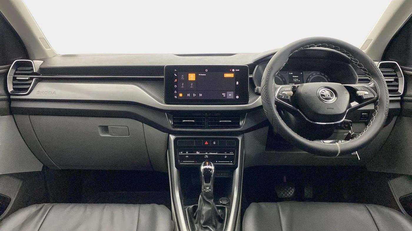 2021 Skoda KUSHAQ AMBITION 1.0L TSI AT, Petrol, Automatic, 96,315 km, Dashboard