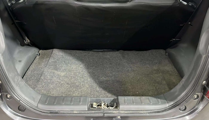 2017 Maruti Alto 800 LXI, Petrol, Manual, 71,688 km, Boot Inside