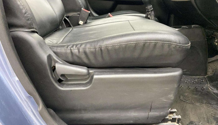 2015 Maruti Wagon R 1.0 VXI, Petrol, Manual, 89,072 km, Driver Side Adjustment Panel