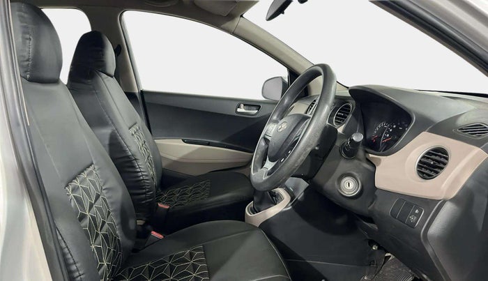 2015 Hyundai Xcent S 1.2, Petrol, Manual, 41,830 km, Right Side Front Door Cabin