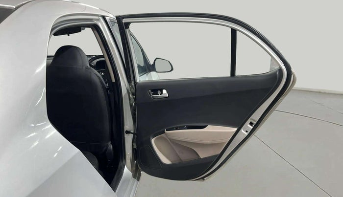 2015 Hyundai Xcent S 1.2, Petrol, Manual, 41,830 km, RHS Rear Door