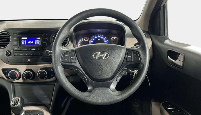 2015 Hyundai Xcent S 1.2, Petrol, Manual, 41,830 km, Steering Wheel Close Up