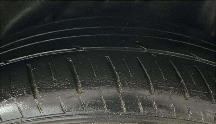2018 Hyundai Verna 1.6 VTVT SX (O) AT, Petrol, Automatic, 44,472 km, Left Rear Tyre Tread