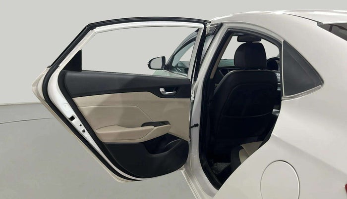 2018 Hyundai Verna 1.6 VTVT SX (O) AT, Petrol, Automatic, 44,472 km, LHS Rear Door