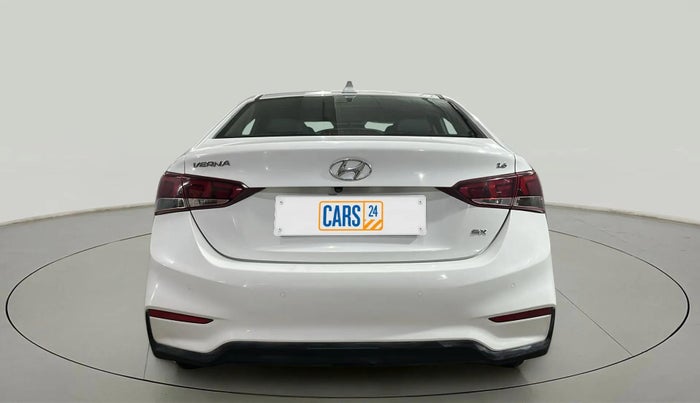 2018 Hyundai Verna 1.6 VTVT SX (O) AT, Petrol, Automatic, 44,472 km, Back/Rear