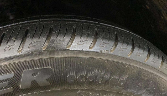 2024 KIA SONET GTX PLUS 1.0 TURBO PETROL DCT, Petrol, Automatic, 27,494 km, Right Front Tyre Tread