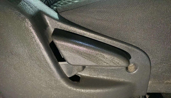 2018 Datsun Go Plus T, Petrol, Manual, 7,844 km, Driver Side Adjustment Panel