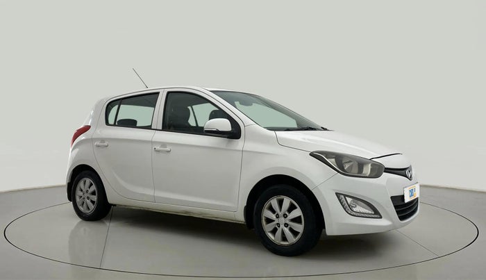 2013 Hyundai i20 SPORTZ 1.2, CNG, Manual, 88,196 km, Right Front Diagonal