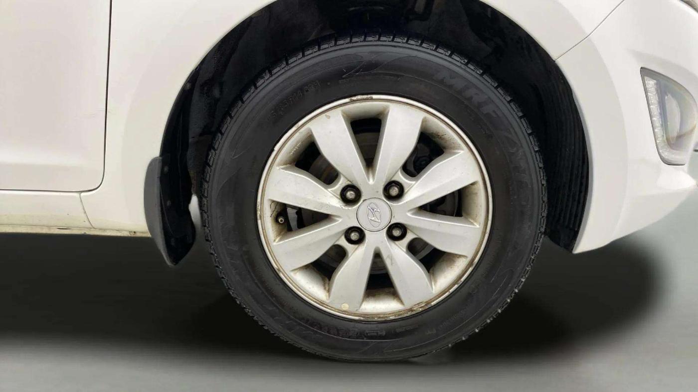 2013 Hyundai i20 SPORTZ 1.2, CNG, Manual, 88,317 km, Right Front Wheel