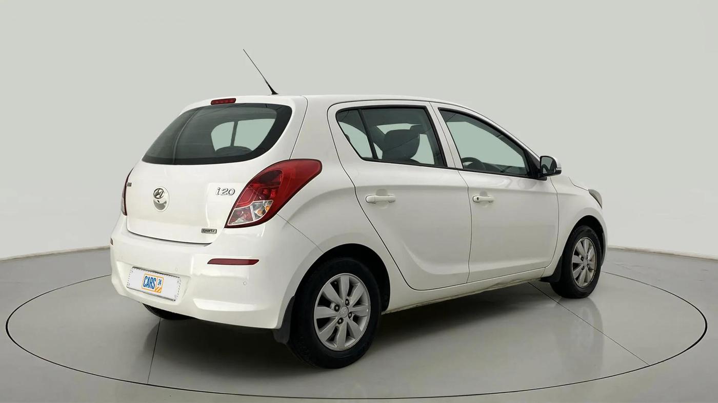 2013 Hyundai i20 SPORTZ 1.2, CNG, Manual, 88,317 km, Right Back Diagonal