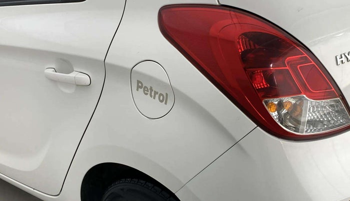 2013 Hyundai i20 SPORTZ 1.2, CNG, Manual, 88,317 km, Left quarter panel - Minor scratches