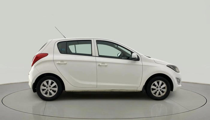 2013 Hyundai i20 SPORTZ 1.2, CNG, Manual, 88,196 km, Right Side View