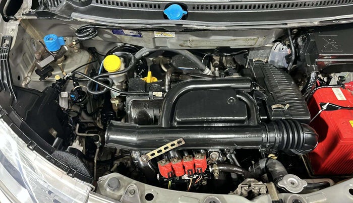2018 Datsun Redi Go GOLD LIMITED EDITION, CNG, Manual, 56,395 km, Engine View - Right