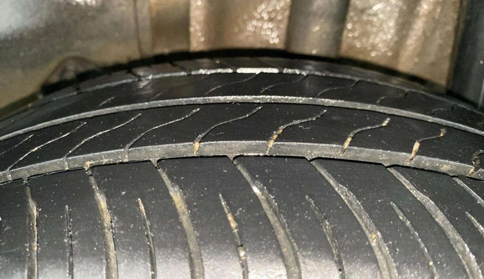 2018 Tata Tiago XZ PETROL, Petrol, Manual, 71,472 km, Left Rear Tyre Tread