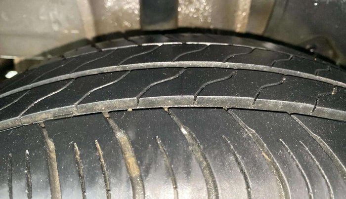 2018 Tata Tiago XZ PETROL, Petrol, Manual, 71,472 km, Right Rear Tyre Tread