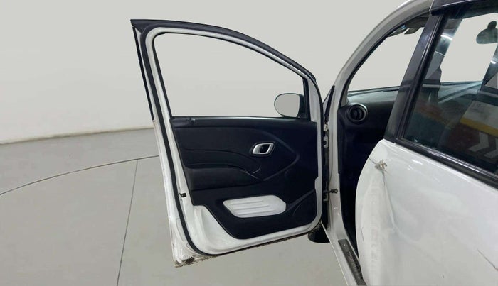 2018 Datsun Redi Go T (O), Petrol, Manual, 37,671 km, LHS Front Door