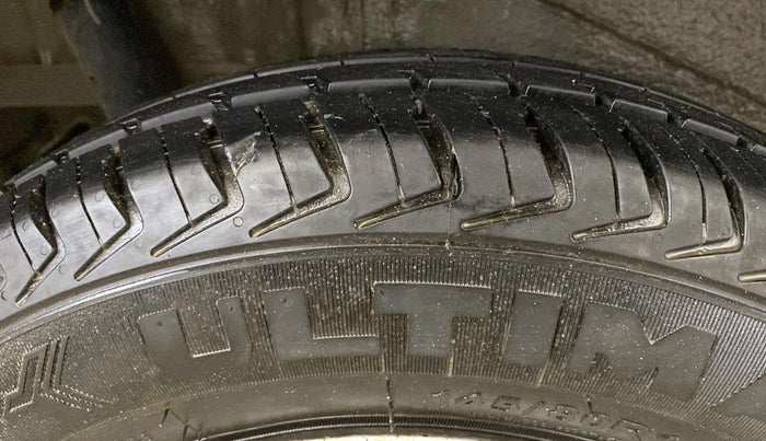 2014 Maruti Wagon R 1.0 LXI, Petrol, Manual, 34,062 km, Right Rear Tyre Tread