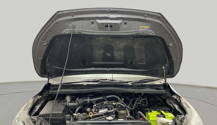 2019 Toyota Innova Crysta 2.7 GX 7 STR MT, Petrol, Manual, 43,709 km, Open Bonet