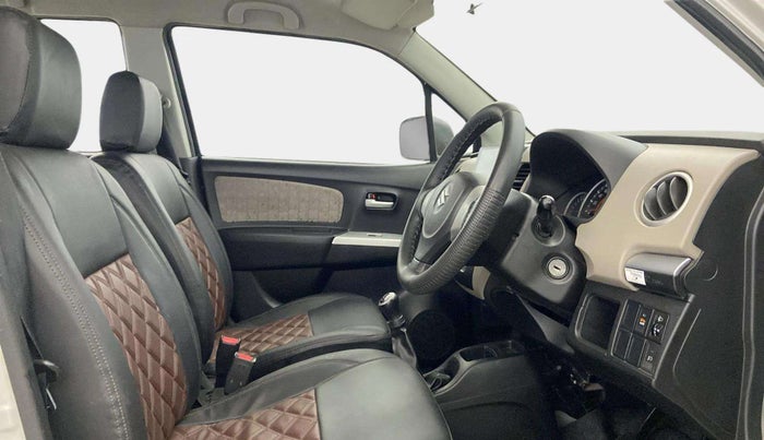 2014 Maruti Wagon R 1.0 VXI, Petrol, Manual, 46,554 km, Right Side Front Door Cabin