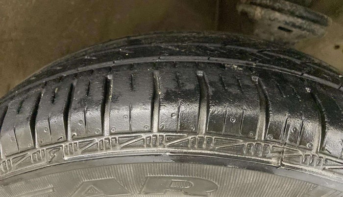 2014 Maruti Wagon R 1.0 VXI, Petrol, Manual, 46,554 km, Right Front Tyre Tread