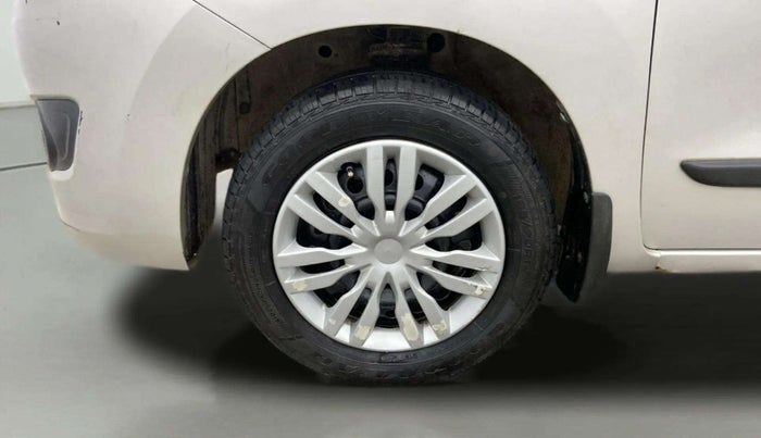 2014 Maruti Wagon R 1.0 VXI, Petrol, Manual, 46,554 km, Left Front Wheel