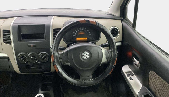 2016 Maruti Wagon R 1.0 LXI, CNG, Manual, 79,574 km, Steering Wheel Close Up