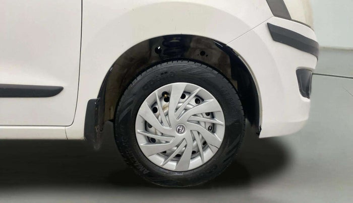 2016 Maruti Wagon R 1.0 LXI, CNG, Manual, 79,574 km, Right Front Wheel