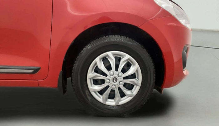 2018 Maruti Swift VXI, Petrol, Manual, 49,056 km, Right Front Wheel