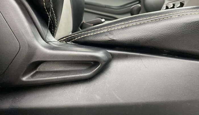 2023 Tata Tiago XM CNG, CNG, Manual, 54,589 km, Driver Side Adjustment Panel