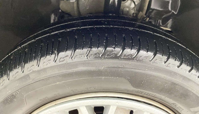 2023 Tata Tiago XM CNG, CNG, Manual, 54,589 km, Right Front Tyre Tread