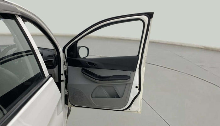 2023 Tata Tiago XM CNG, CNG, Manual, 54,589 km, RHS Front Door