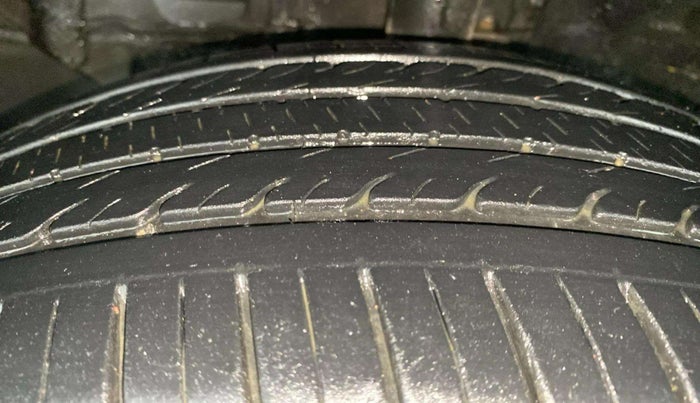 2022 KIA SELTOS HTK PLUS 1.5 IMT, Petrol, Manual, 20,693 km, Left Front Tyre Tread