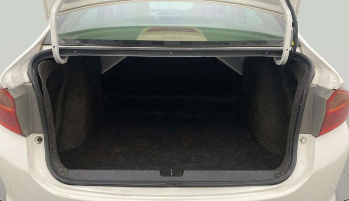 2015 Honda City 1.5L I-VTEC VX CVT, Petrol, Automatic, 65,077 km, Boot Open Zoomed View