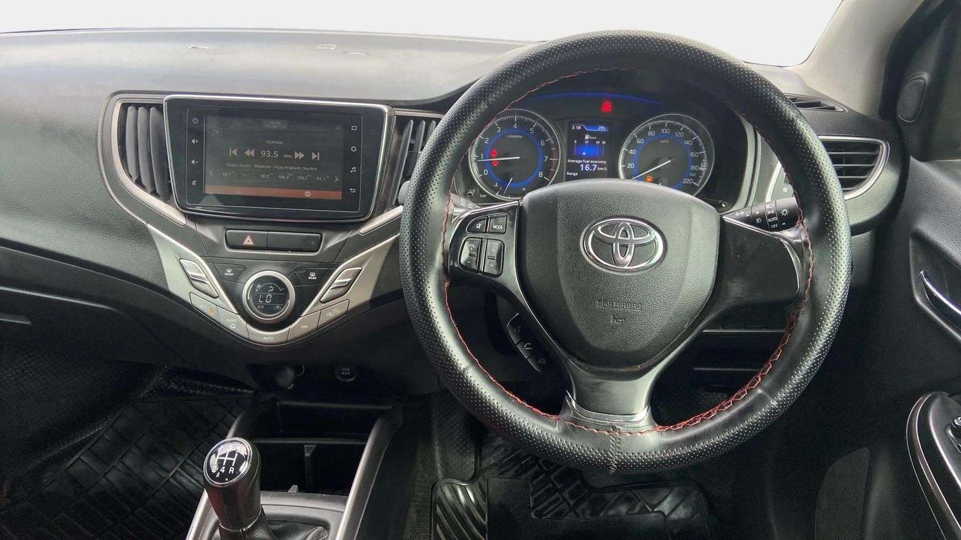 2021 Toyota Glanza V, Petrol, Manual, 79,780 km, Steering Wheel Close Up