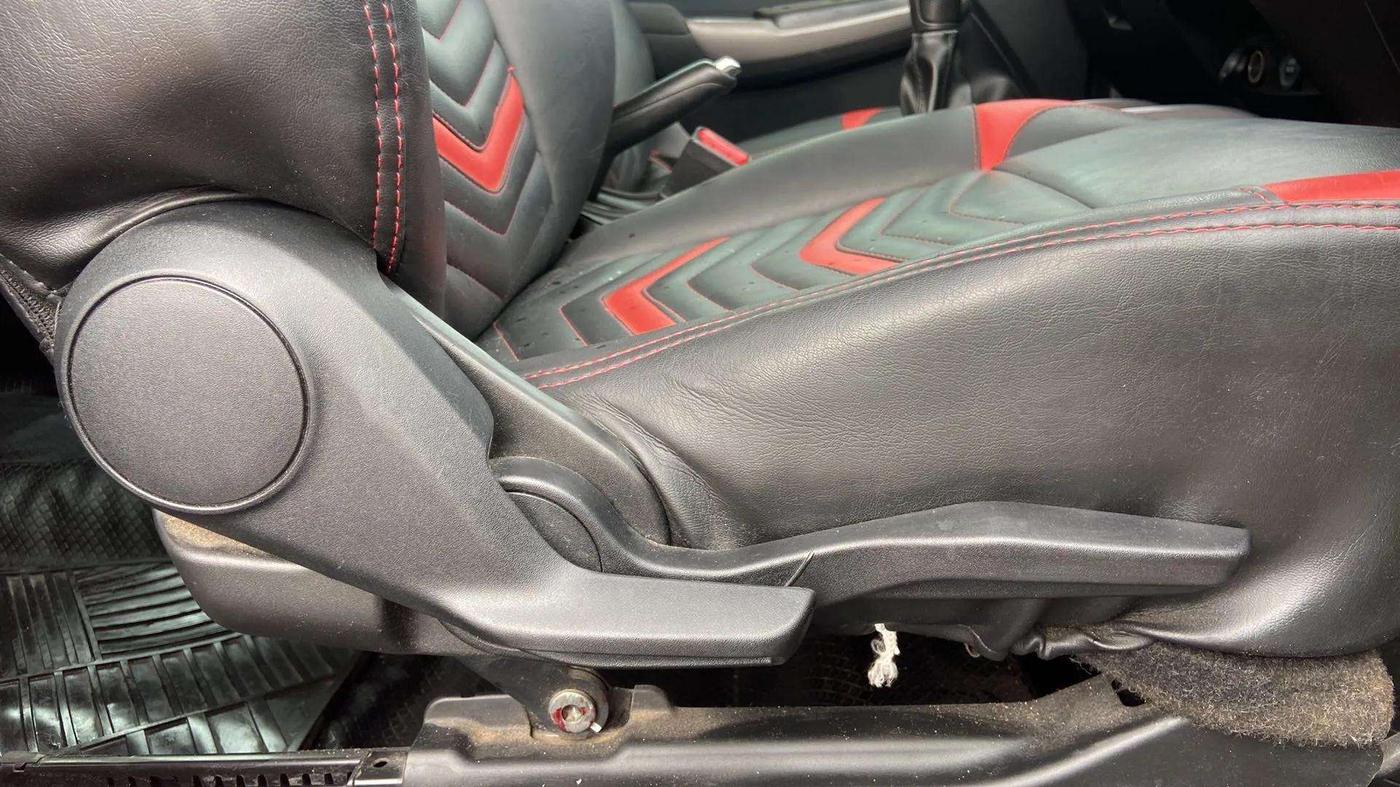 2021 Toyota Glanza V, Petrol, Manual, 79,780 km, Driver Side Adjustment Panel