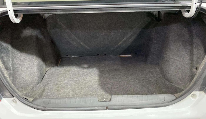 2019 Honda Amaze 1.2L I-VTEC V CVT, Petrol, Automatic, 43,509 km, Boot Inside