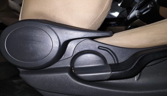 2019 Honda Amaze 1.2L I-VTEC V CVT, Petrol, Automatic, 43,509 km, Driver Side Adjustment Panel