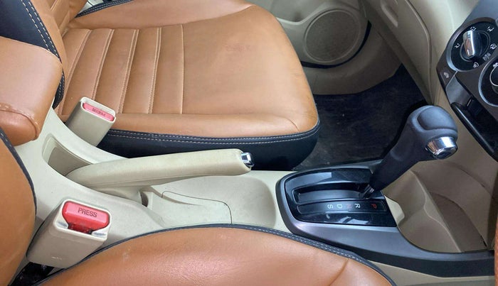 2012 Honda City 1.5L I-VTEC V AT, Petrol, Automatic, 95,706 km, Gear Lever