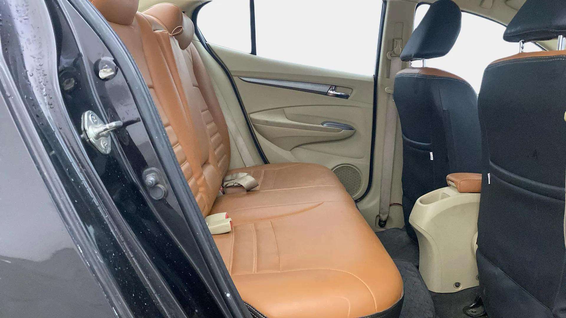 Rear-Cabin-View