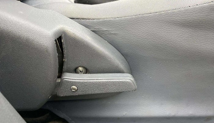2012 Maruti Alto 800 LXI, CNG, Manual, 83,097 km, Driver Side Adjustment Panel