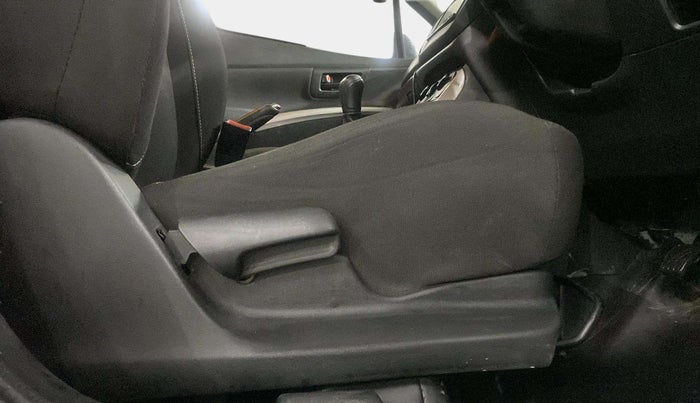 2020 Maruti S Cross SIGMA 1.5, Petrol, Manual, 20,694 km, Driver Side Adjustment Panel