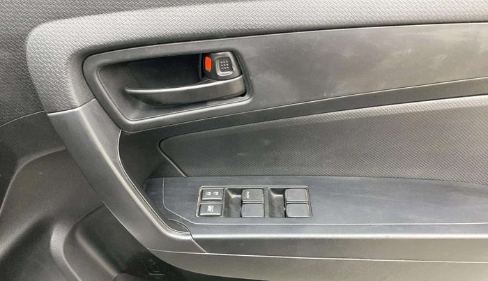 2021 Maruti Vitara Brezza LXI, Petrol, Manual, 19,754 km, Driver Side Door Panels Control