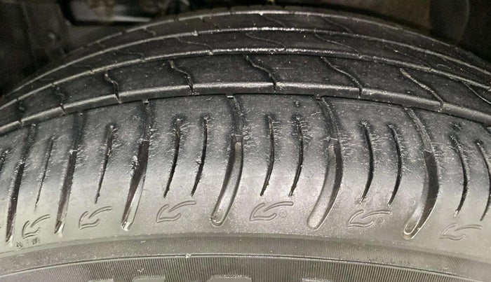 2021 Maruti Vitara Brezza LXI, Petrol, Manual, 19,754 km, Left Front Tyre Tread