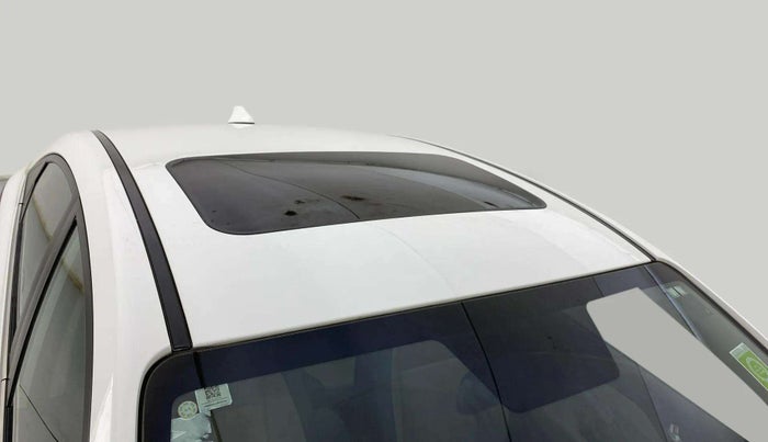2017 Hyundai Verna 1.6 VTVT SX (O) AT, Petrol, Automatic, 86,948 km, Roof