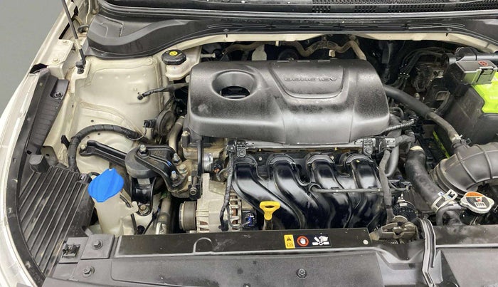 2017 Hyundai Verna 1.6 VTVT SX (O) AT, Petrol, Automatic, 86,948 km, Engine View - Right