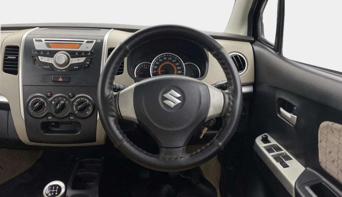 2015 Maruti Wagon R 1.0 VXI, Petrol, Manual, 36,472 km, Steering Wheel Close Up
