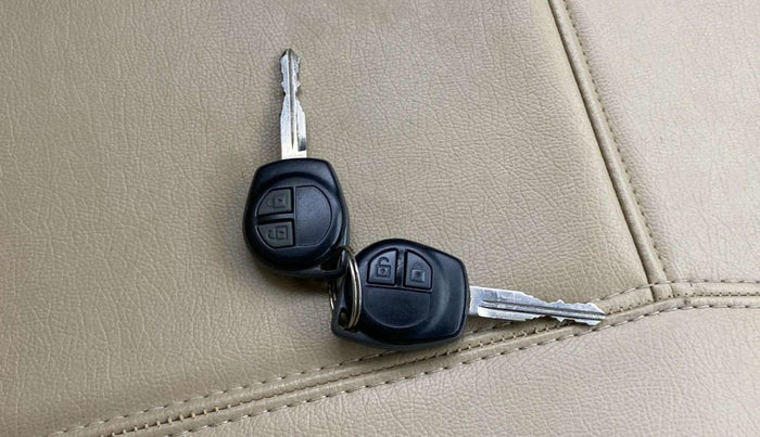 2015 Maruti Wagon R 1.0 VXI, Petrol, Manual, 36,472 km, Key Close Up