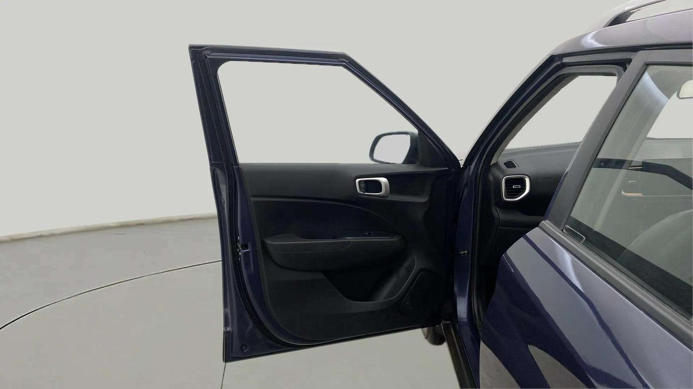 2020 Hyundai VENUE SX 1.5 CRDI, Diesel, Manual, 77,054 km, LHS Front Door