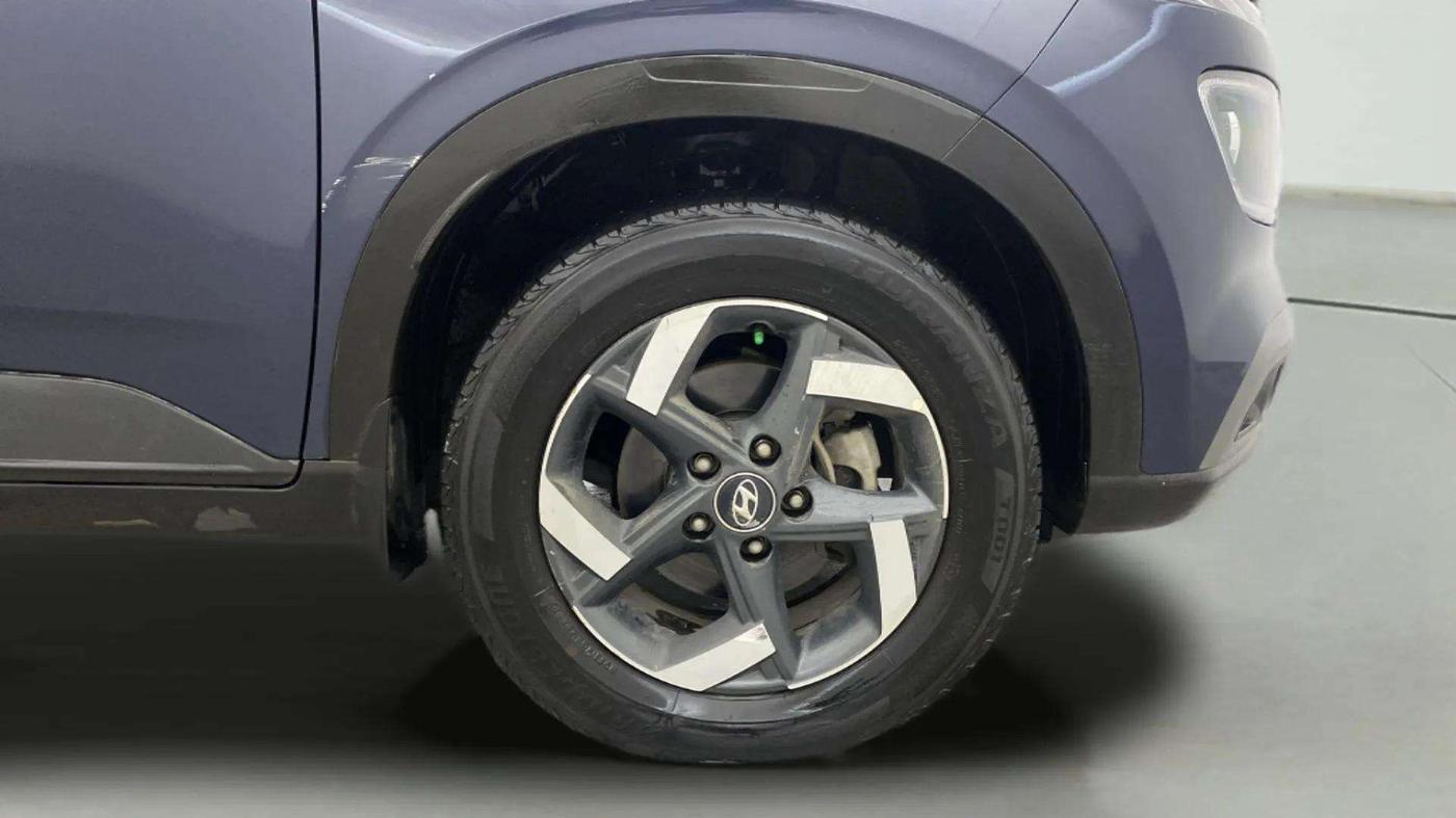 2020 Hyundai VENUE SX 1.5 CRDI, Diesel, Manual, 77,054 km, Right Front Wheel