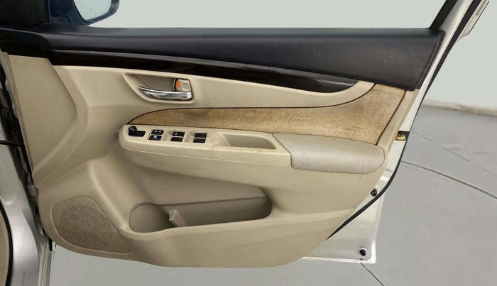 2018 Maruti Ciaz DELTA 1.5 SHVS MT PETROL, Petrol, Manual, 38,656 km, Driver Side Door Panels Control